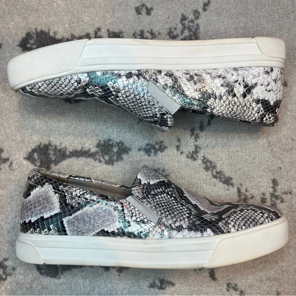 NATURALIZER Aileen Metallic Grey Snakeskin Slip On Sneakers - Picture 2 of 8